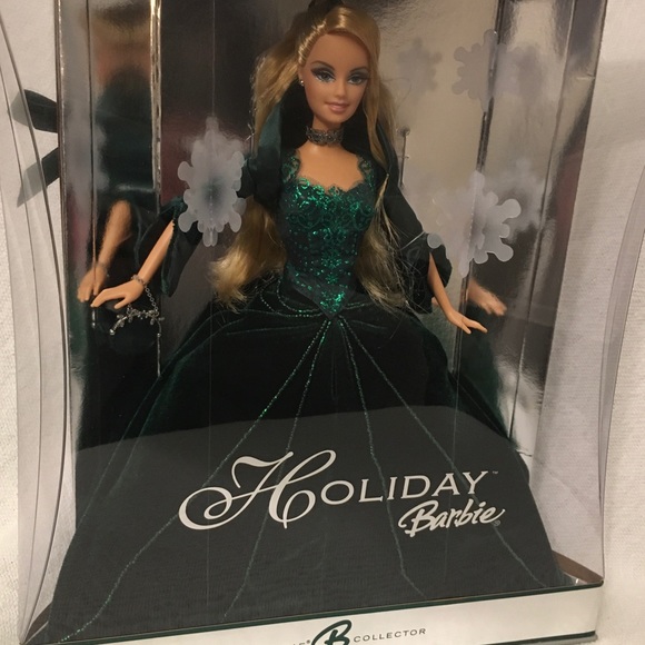 2004 Special Edition Holiday Barbie (Green) - Picture 3 of 7